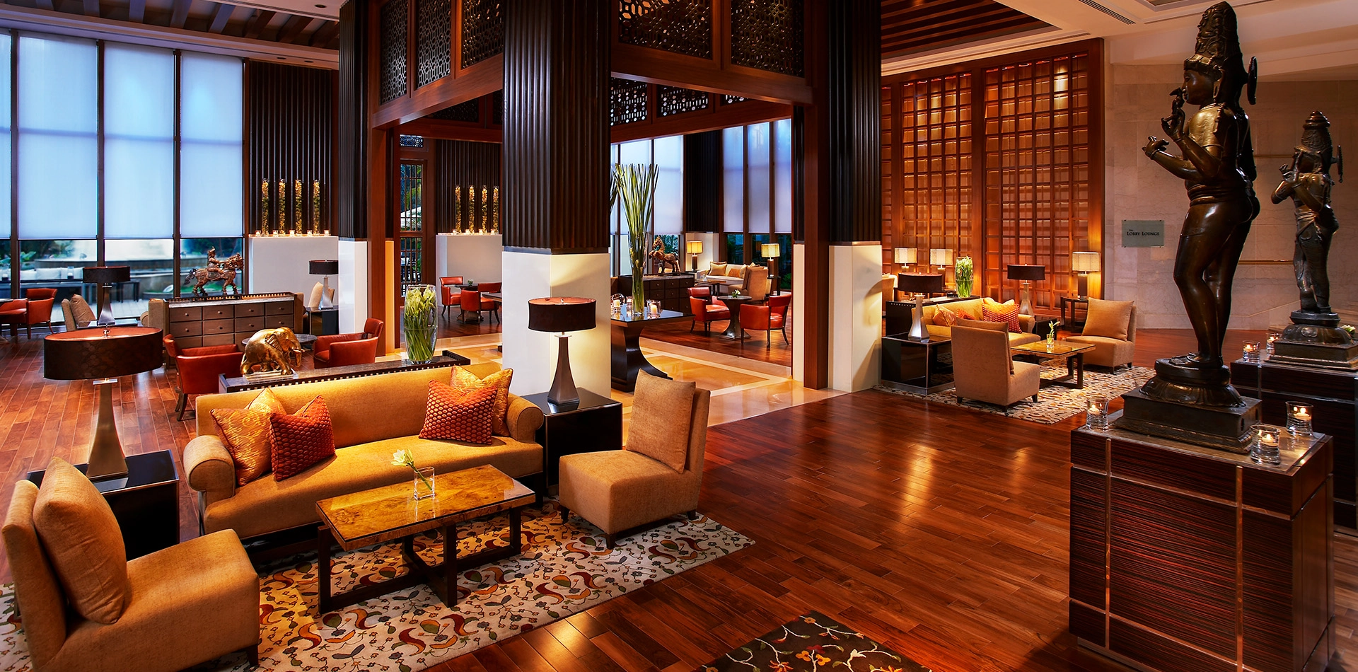 The Lobby Lounge - The Leela Mumbai